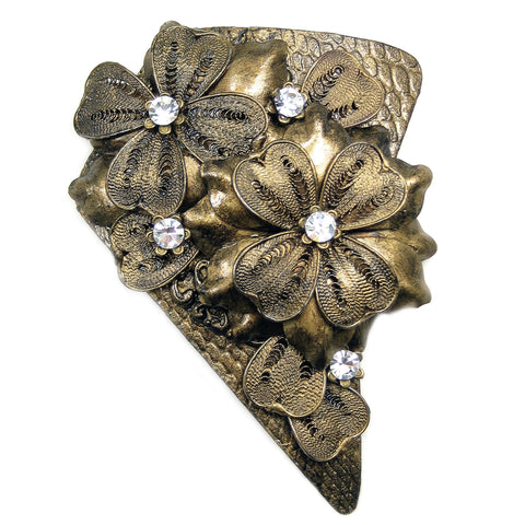 #894p Old Gold Tone Filigree & Rhinestone Floral Vintage Pin